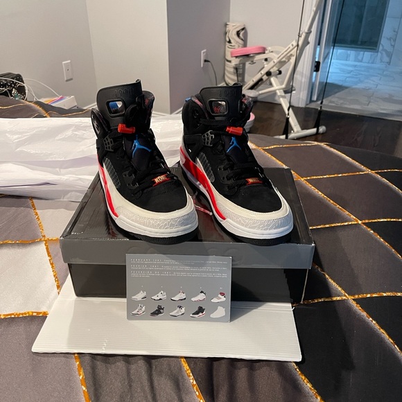 Jordan Men Michael Jordan Nike only wore 1 time so fabulous - Picture 5 of 11